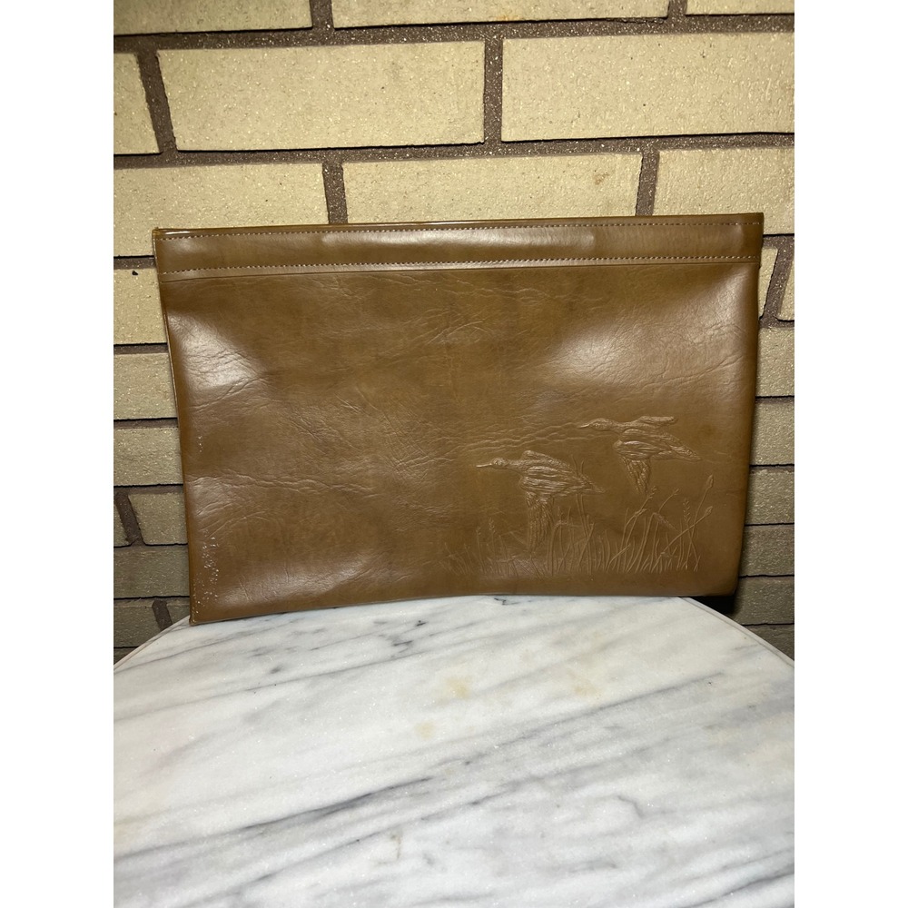Vintage Embossed Duck Portfolio Case Tan Faux Leather Document Folder 16.5in